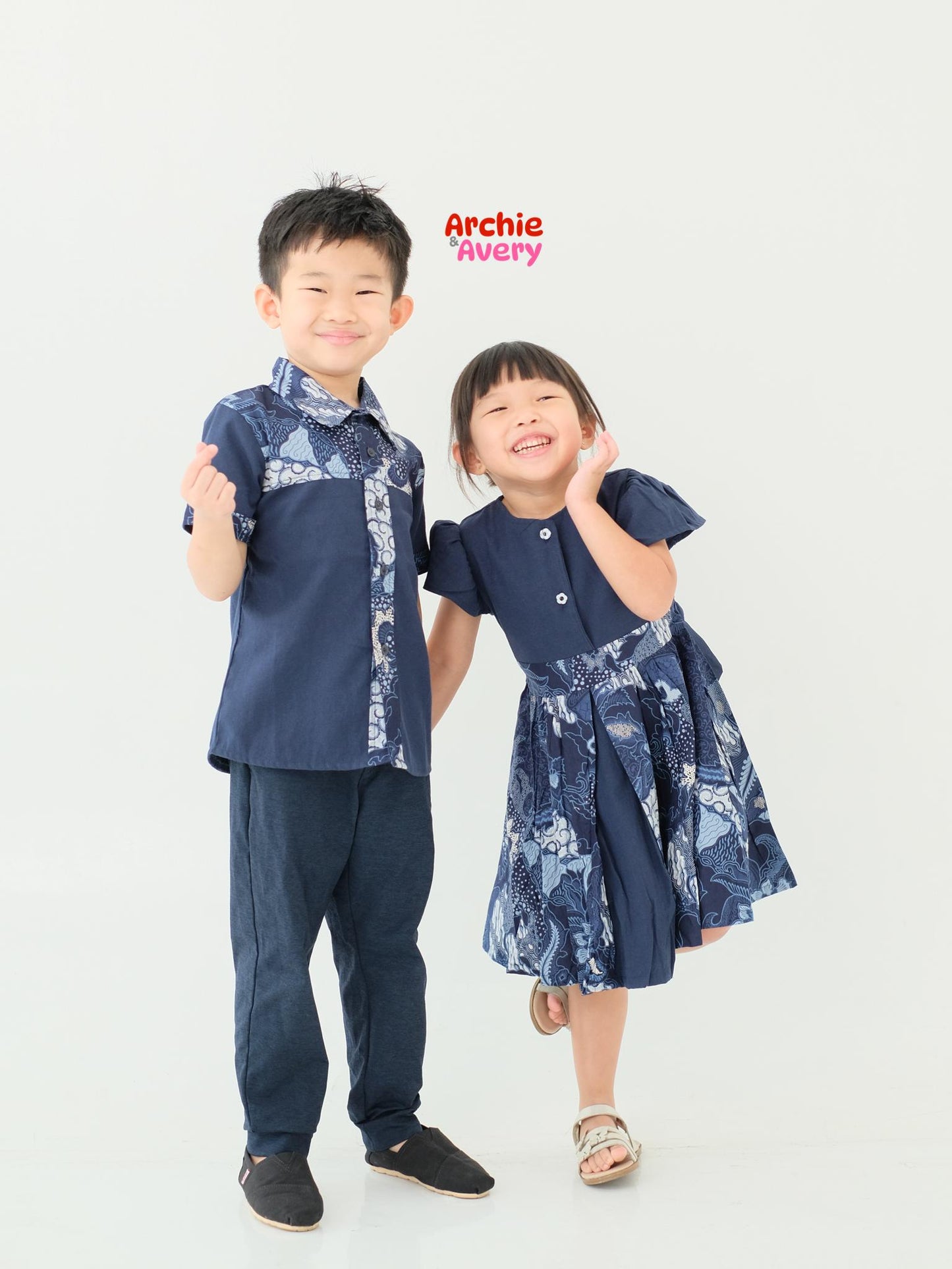 Batik Couple Mama Anak Navy ATRACTIV X ARCHIEAVERY - Atractiv Big Size Label