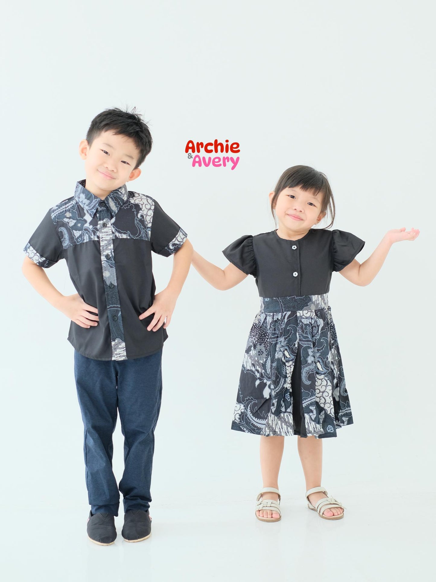 Batik Couple Mama Anak Hitam ATRACTIV X ARCHIEAVERY