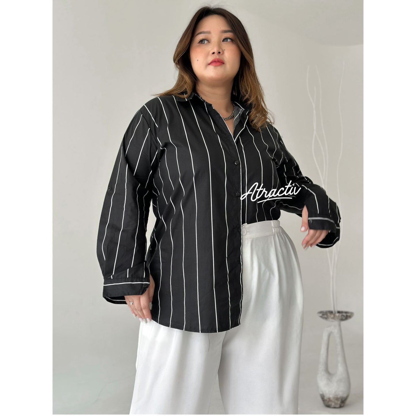 Kemeja Motif Salur Stripe Lengan Panjang Atractiv